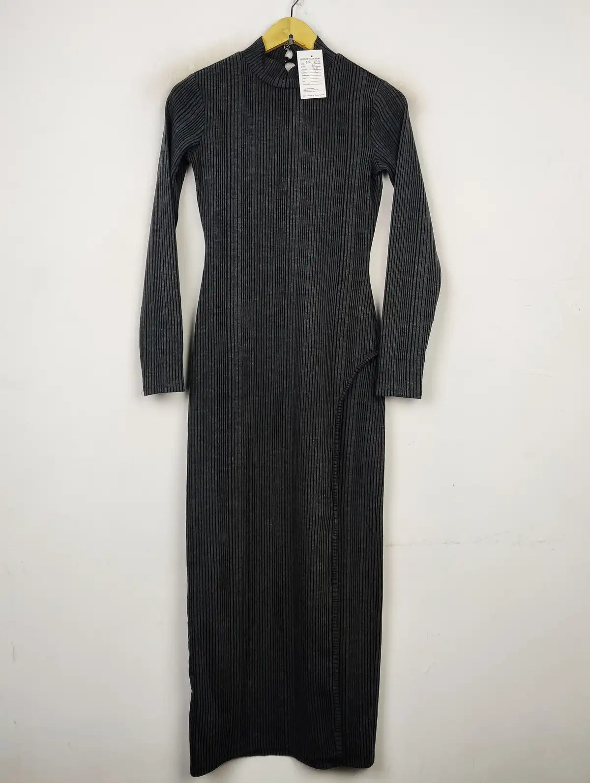 Buy online pre-used pre-loved 100% authentic & Original branded New Look (BD-569) available in Pakistan. Top international brands avilable.