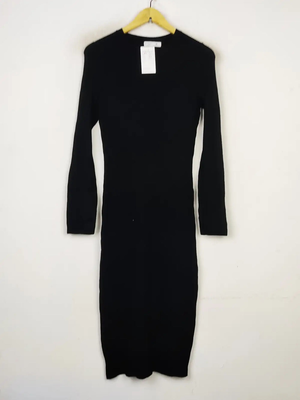 Buy online pre-used pre-loved 100% authentic & Original branded Primark (BD-572) available in Pakistan. Top international brands avilable.