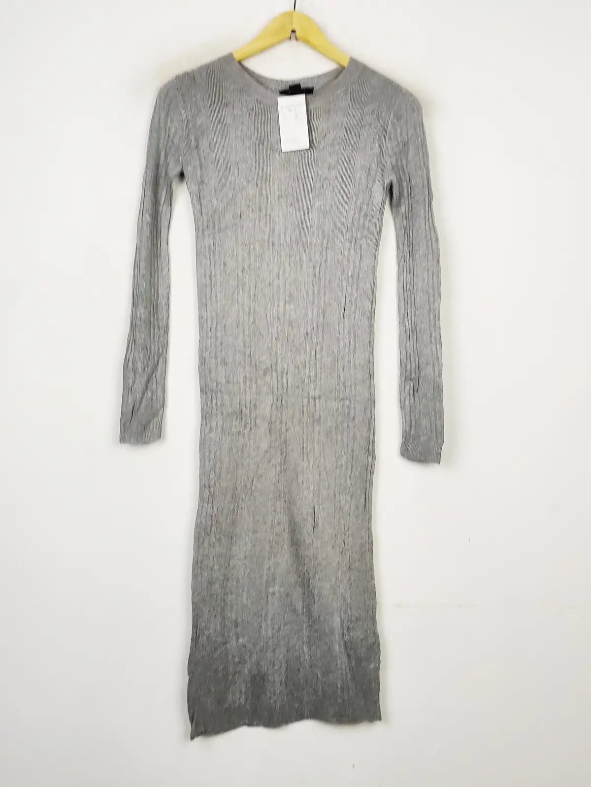 Buy online pre-used pre-loved 100% authentic & Original branded Atmosphere (BD-574) available in Pakistan. Top international brands avilable.