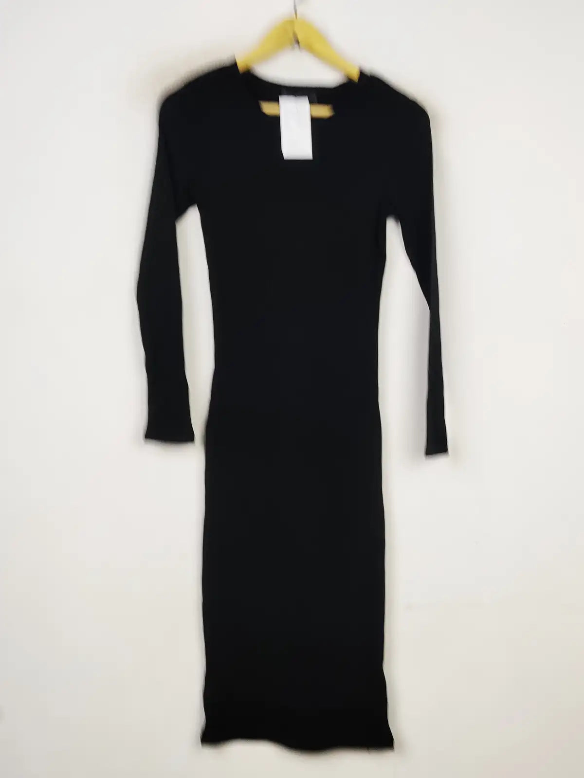 Buy online pre-used pre-loved 100% authentic & Original branded Primark (BD-577) available in Pakistan. Top international brands avilable.