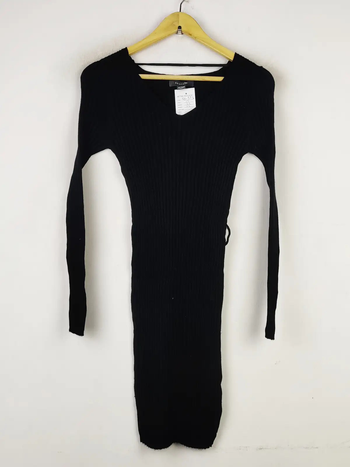 Buy online pre-used pre-loved 100% authentic & Original branded Primark (BD-583) available in Pakistan. Top international brands avilable.