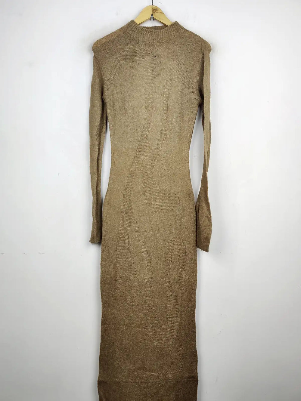 Buy online pre-used pre-loved 100% authentic & Original branded Prettylittlething (BD-59) available in Pakistan. Top international brands avilable.