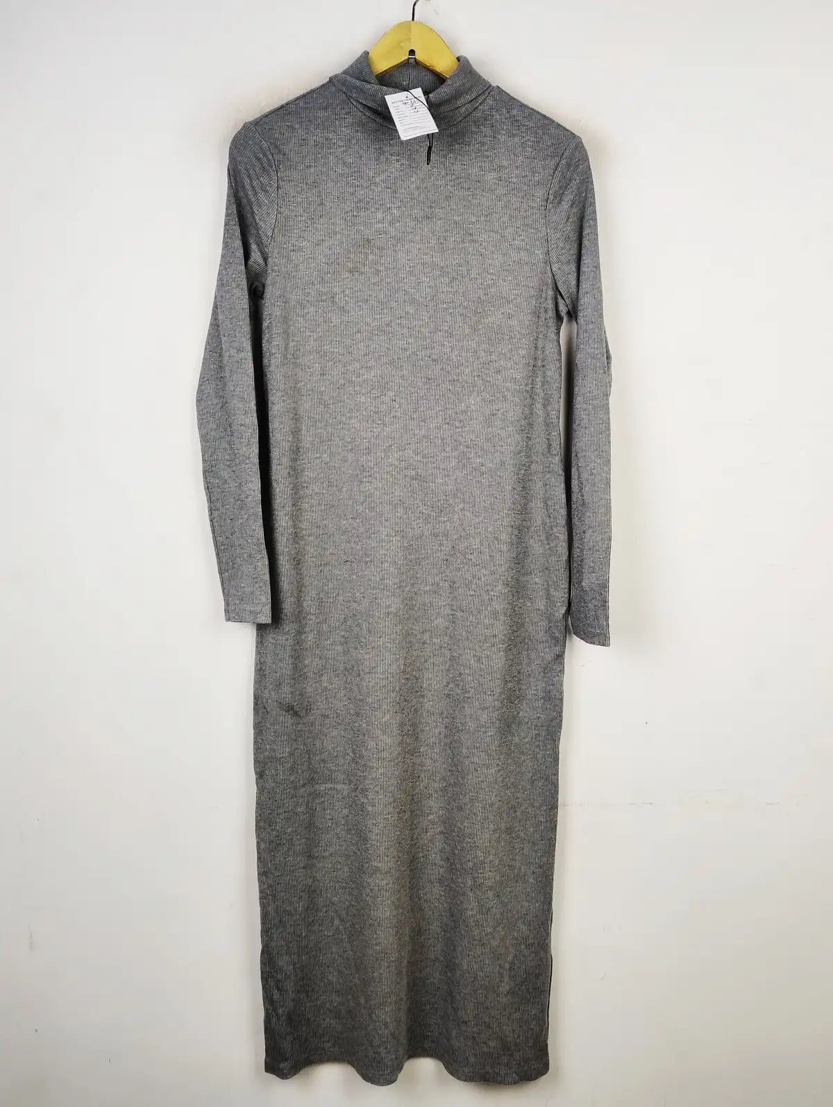 Buy online pre-used pre-loved 100% authentic & Original branded Primark (BD-664) available in Pakistan. Top international brands avilable.