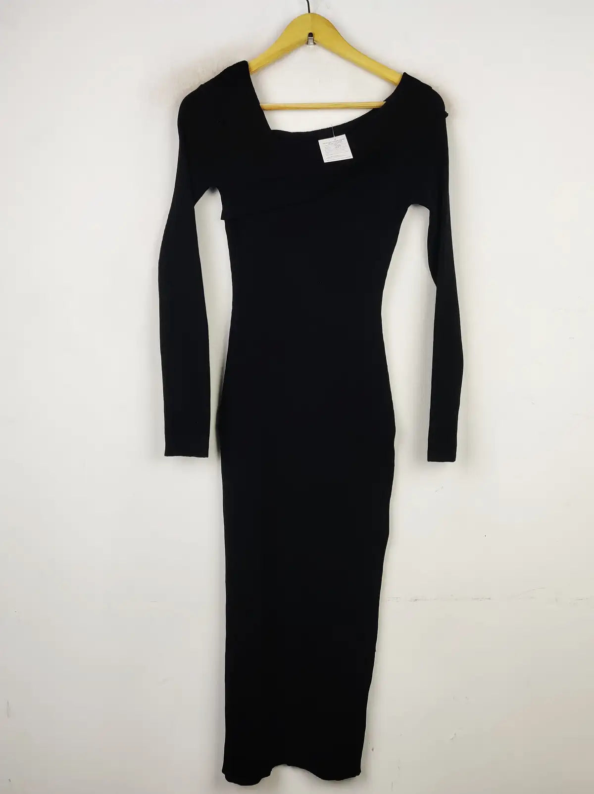 Buy online pre-used pre-loved 100% authentic & Original branded Girl In Mind (BD-728) available in Pakistan. Top international brands avilable.