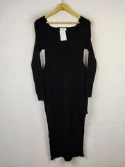 Buy online pre-used pre-loved 100% authentic & Original branded Unknown Brand (BD-731) available in Pakistan. Top international brands avilable.