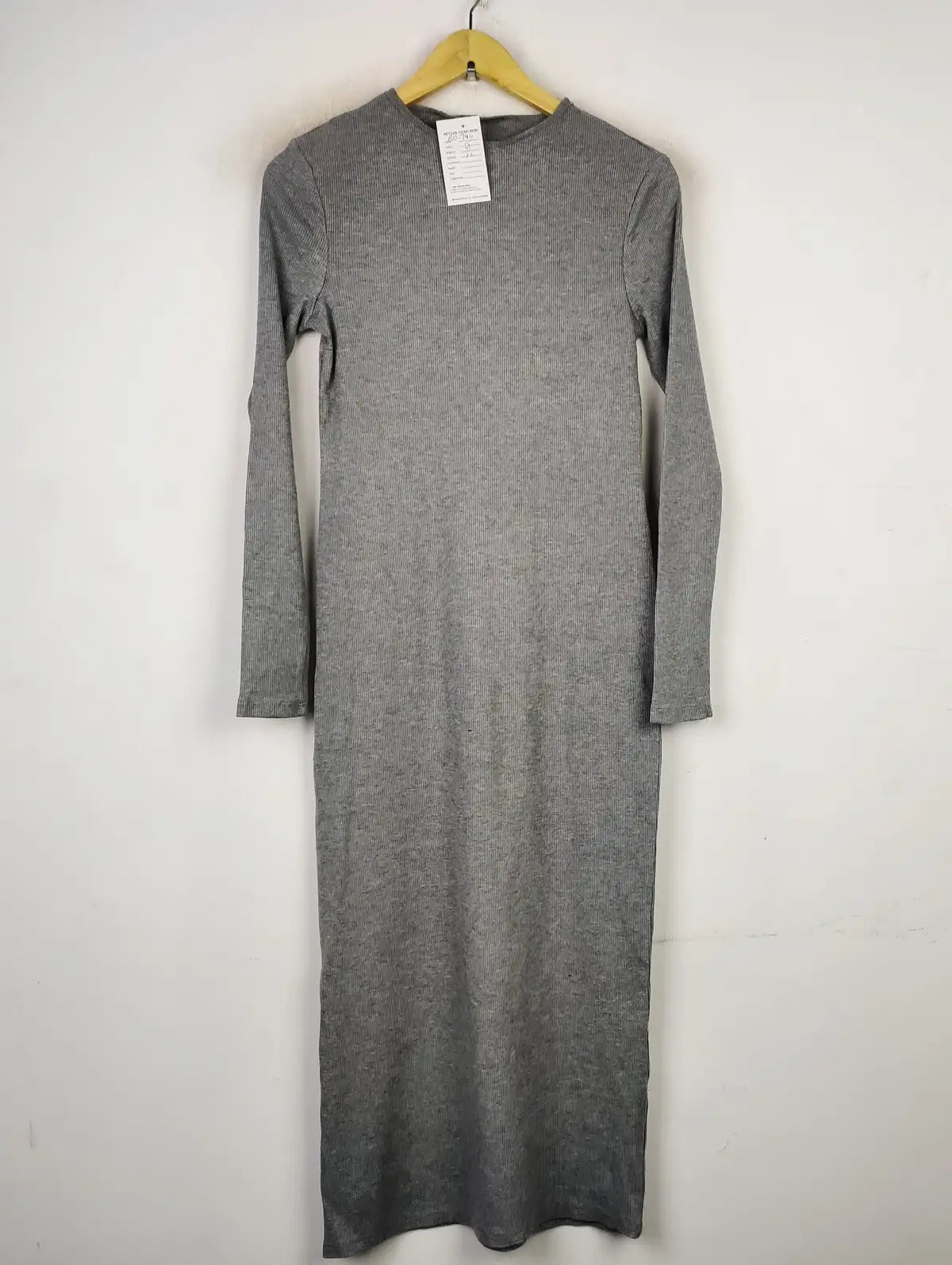 Buy online pre-used pre-loved 100% authentic & Original branded Primark (BD-744) available in Pakistan. Top international brands avilable.