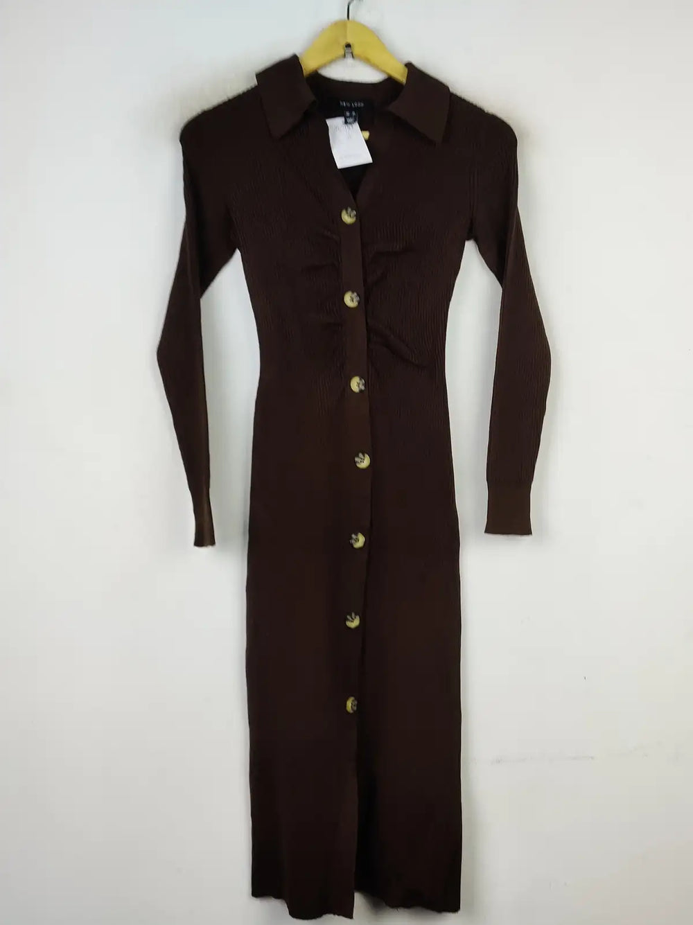 Buy online pre-used pre-loved 100% authentic & Original branded New Look (BD-749) available in Pakistan. Top international brands avilable.