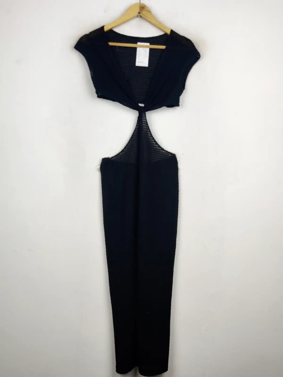 Buy online pre-used pre-loved 100% authentic & Original branded Shein (BD-74) available in Pakistan. Top international brands avilable.