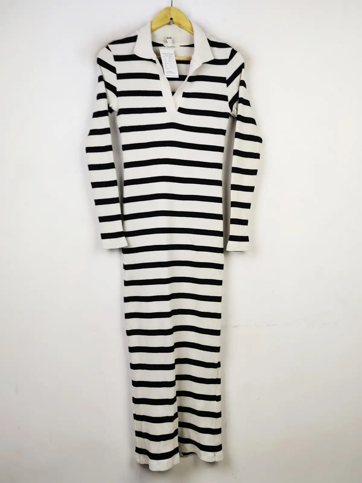 Buy online pre-used pre-loved 100% authentic & Original branded River Island (BD-765) available in Pakistan. Top international brands avilable.