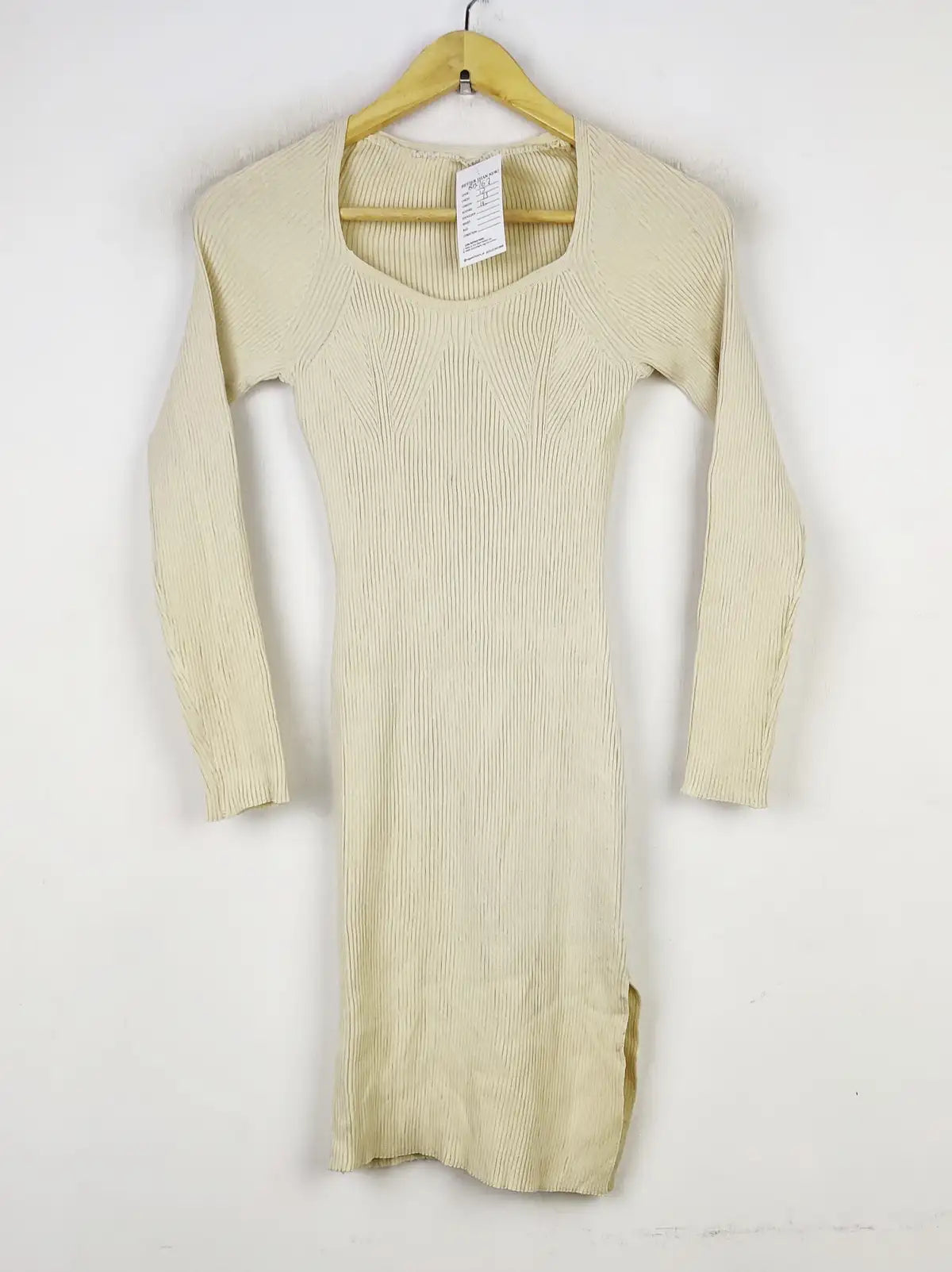 Buy online pre-used pre-loved 100% authentic & Original branded Shein (BD-767) available in Pakistan. Top international brands avilable.