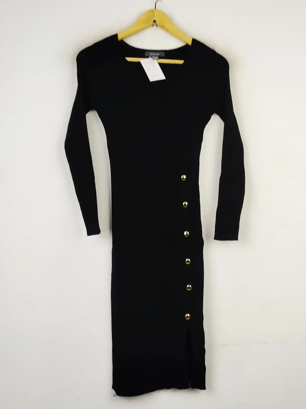 Buy online pre-used pre-loved 100% authentic & Original branded Primark (BD-769) available in Pakistan. Top international brands avilable.