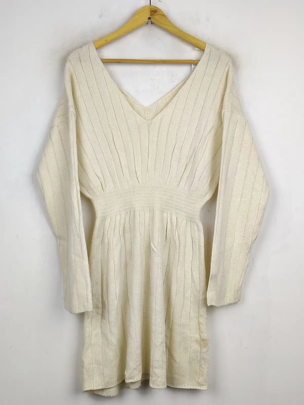 Buy online pre-used pre-loved 100% authentic & Original branded New Look (BD-78) available in Pakistan. Top international brands avilable.