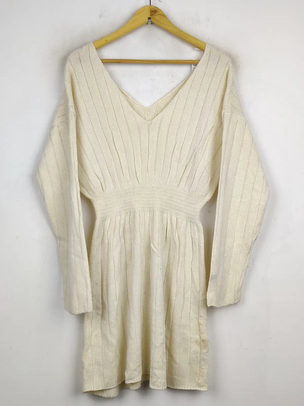 Buy online pre-used pre-loved 100% authentic & Original branded New Look (BD-78) available in Pakistan. Top international brands avilable.