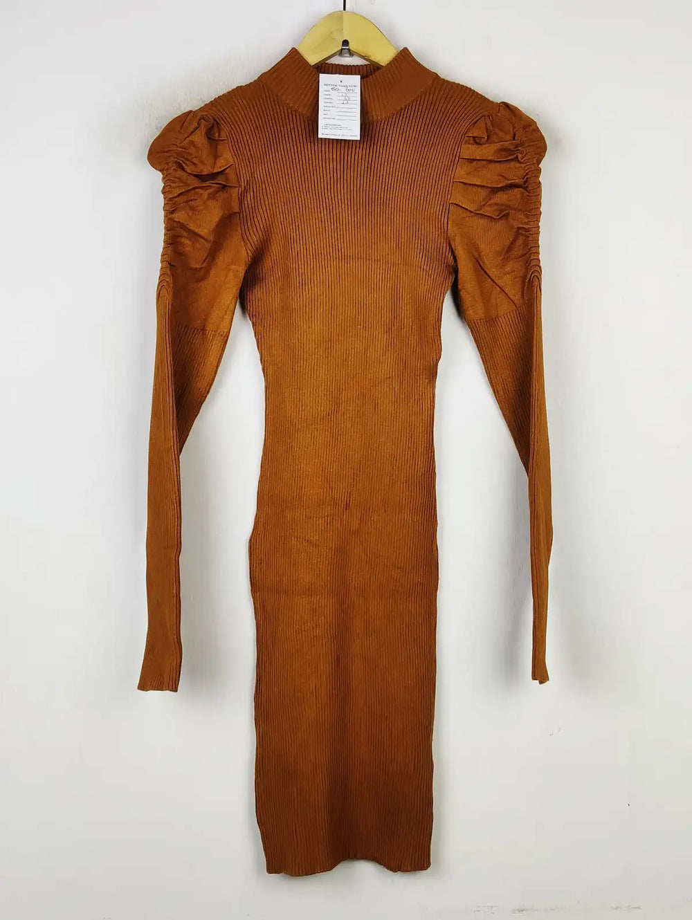 Buy online pre-used pre-loved 100% authentic & Original branded Love Always (BD-800) available in Pakistan. Top international brands avilable.