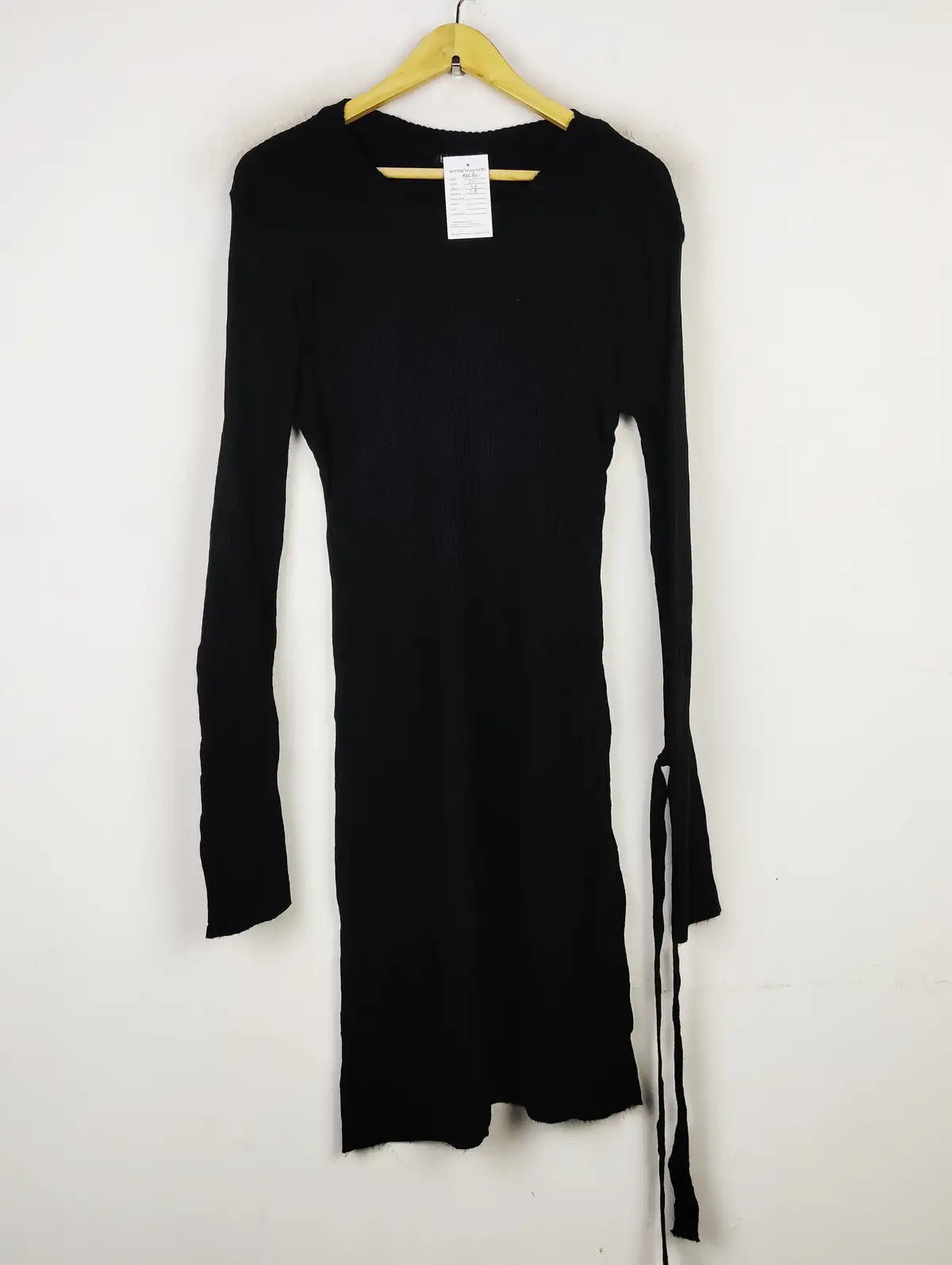 Buy online pre-used pre-loved 100% authentic & Original branded Boohoo (BD-811) available in Pakistan. Top international brands avilable.