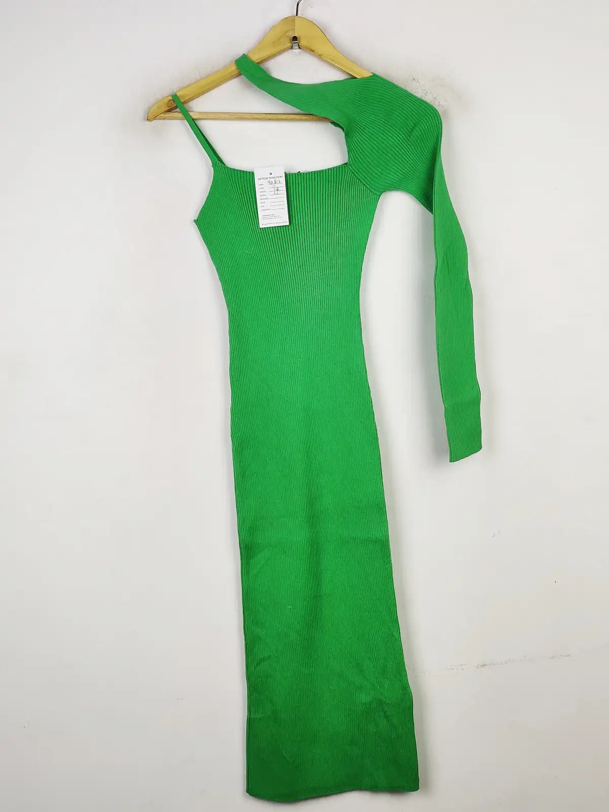 Buy online pre-used pre-loved 100% authentic & Original branded Boohoo (BD-812) available in Pakistan. Top international brands avilable.