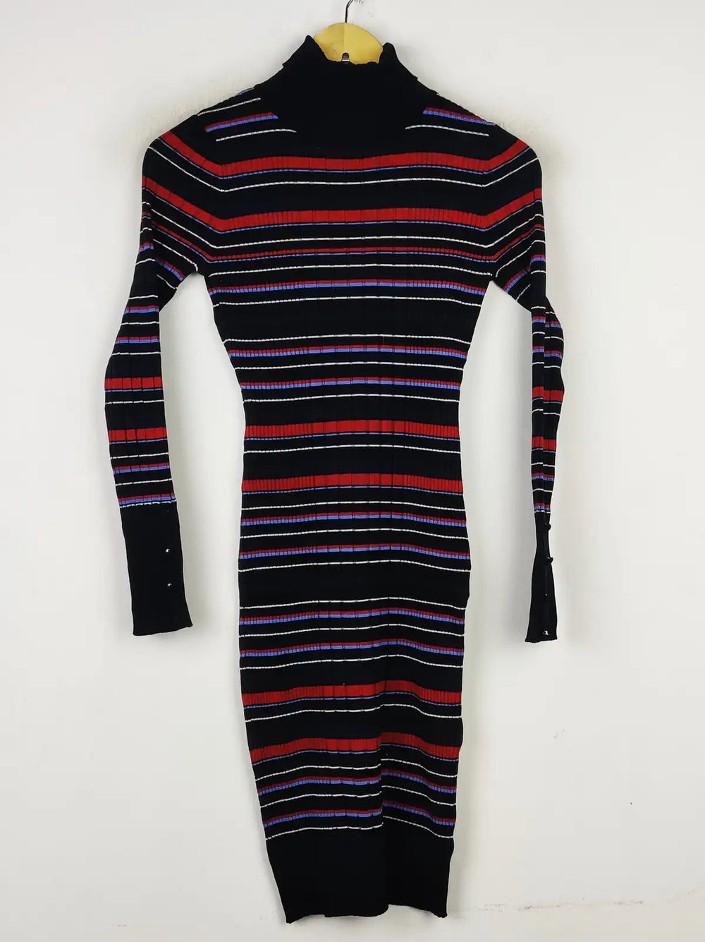 Buy online pre-used pre-loved 100% authentic & Original branded Next (BD-829) available in Pakistan. Top international brands avilable.