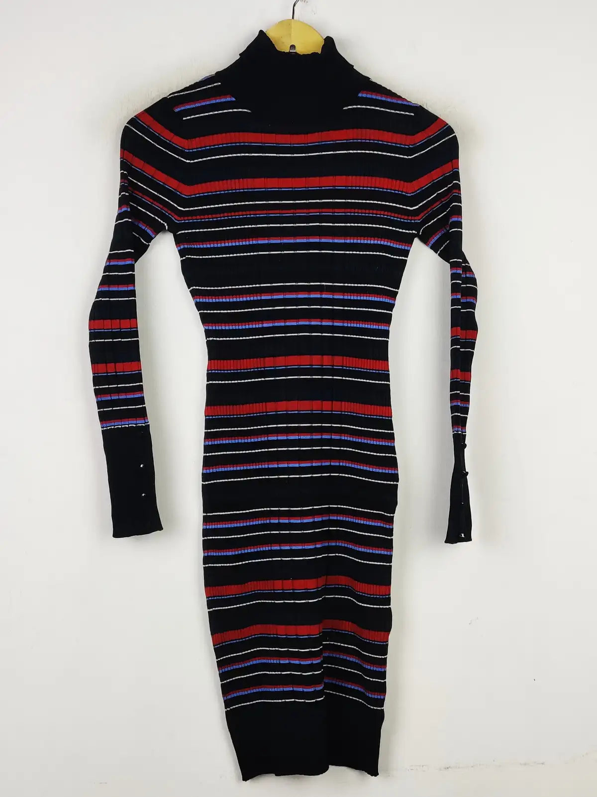 Buy online pre-used pre-loved 100% authentic & Original branded Next (BD-829) available in Pakistan. Top international brands avilable.