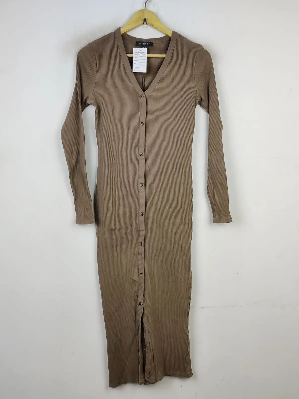 Buy online pre-used pre-loved 100% authentic & Original branded Primark (BD-839) available in Pakistan. Top international brands avilable.