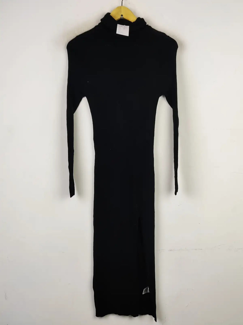 Buy online pre-used pre-loved 100% authentic & Original branded Missguided (BD-852) available in Pakistan. Top international brands avilable.