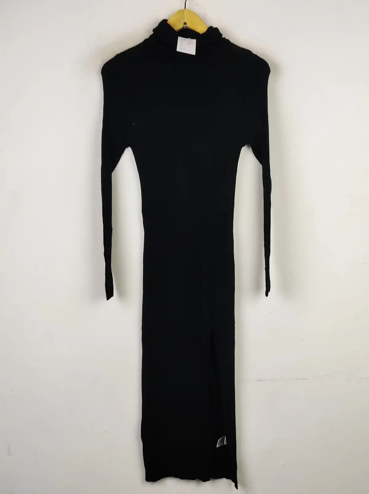 Buy online pre-used pre-loved 100% authentic & Original branded Missguided (BD-852) available in Pakistan. Top international brands avilable.