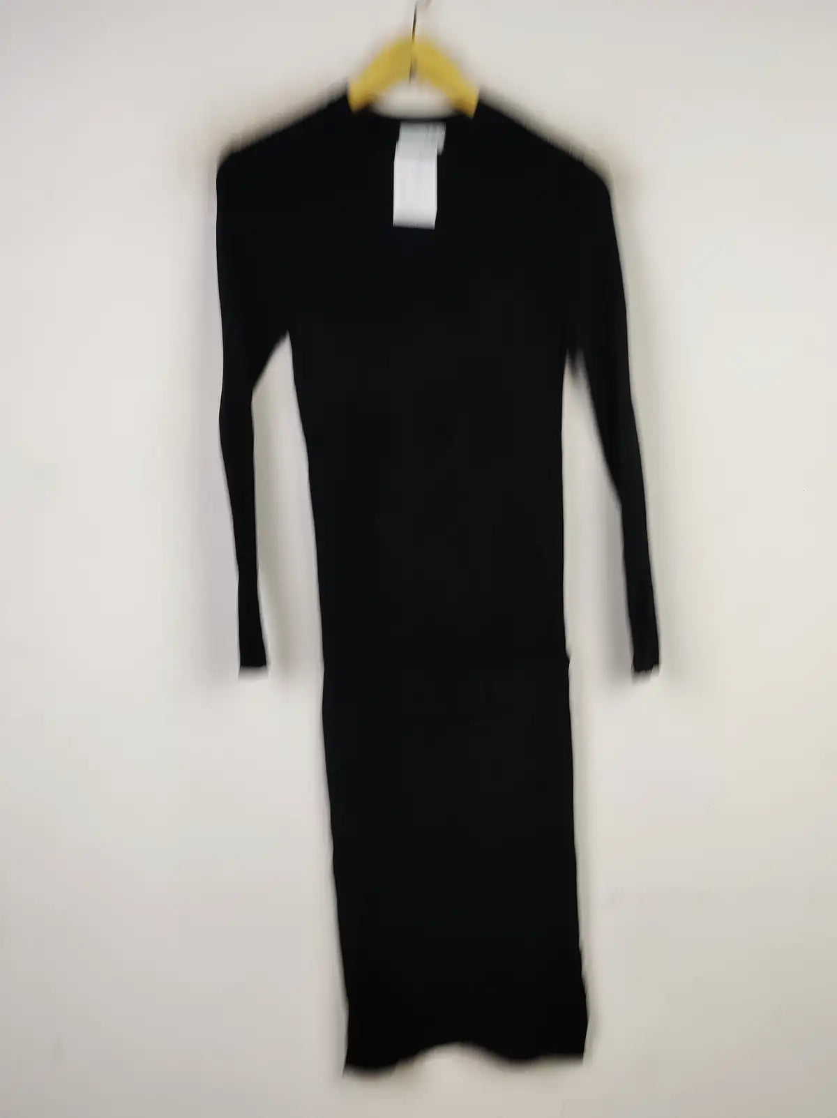 Buy online pre-used pre-loved 100% authentic & Original branded Primark (BD-853) available in Pakistan. Top international brands avilable.