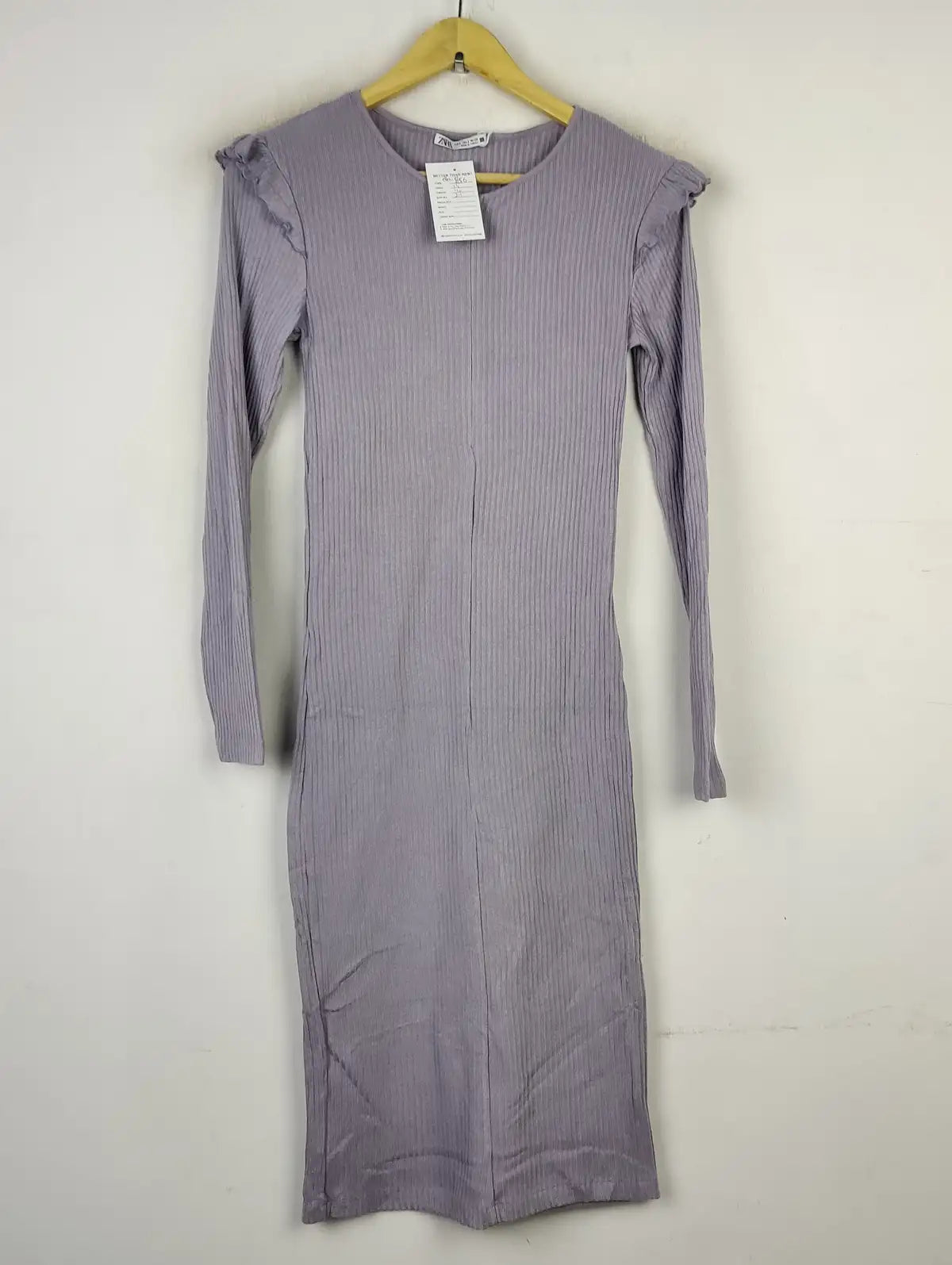 Buy online pre-used pre-loved 100% authentic & Original branded Zara (BD-856) available in Pakistan. Top international brands avilable.