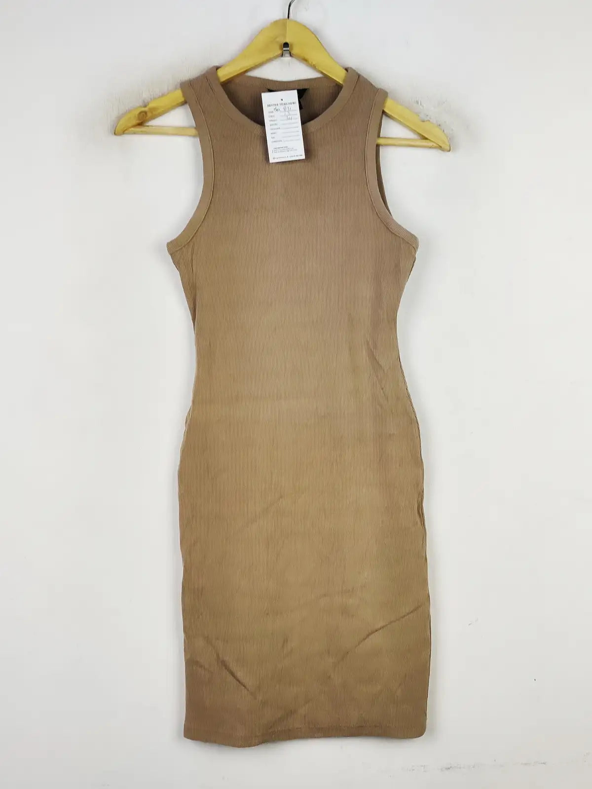 Buy online pre-used pre-loved 100% authentic & Original branded New Look (BD-871) available in Pakistan. Top international brands avilable.