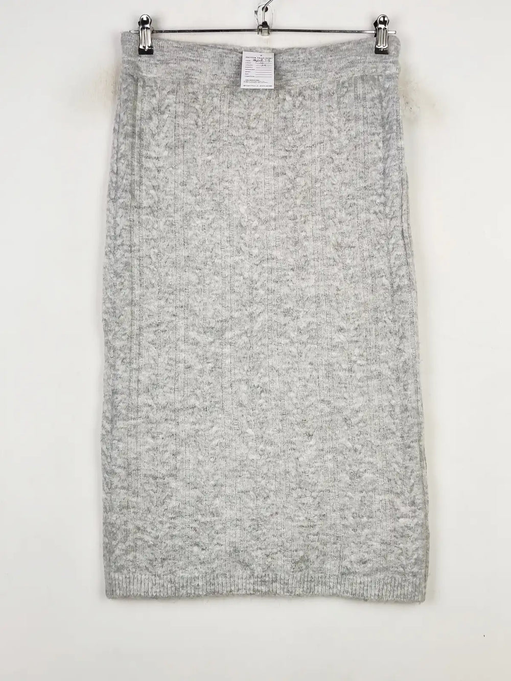 Buy online pre-used pre-loved 100% authentic & Original branded Primark (BD-879) available in Pakistan. Top international brands avilable.