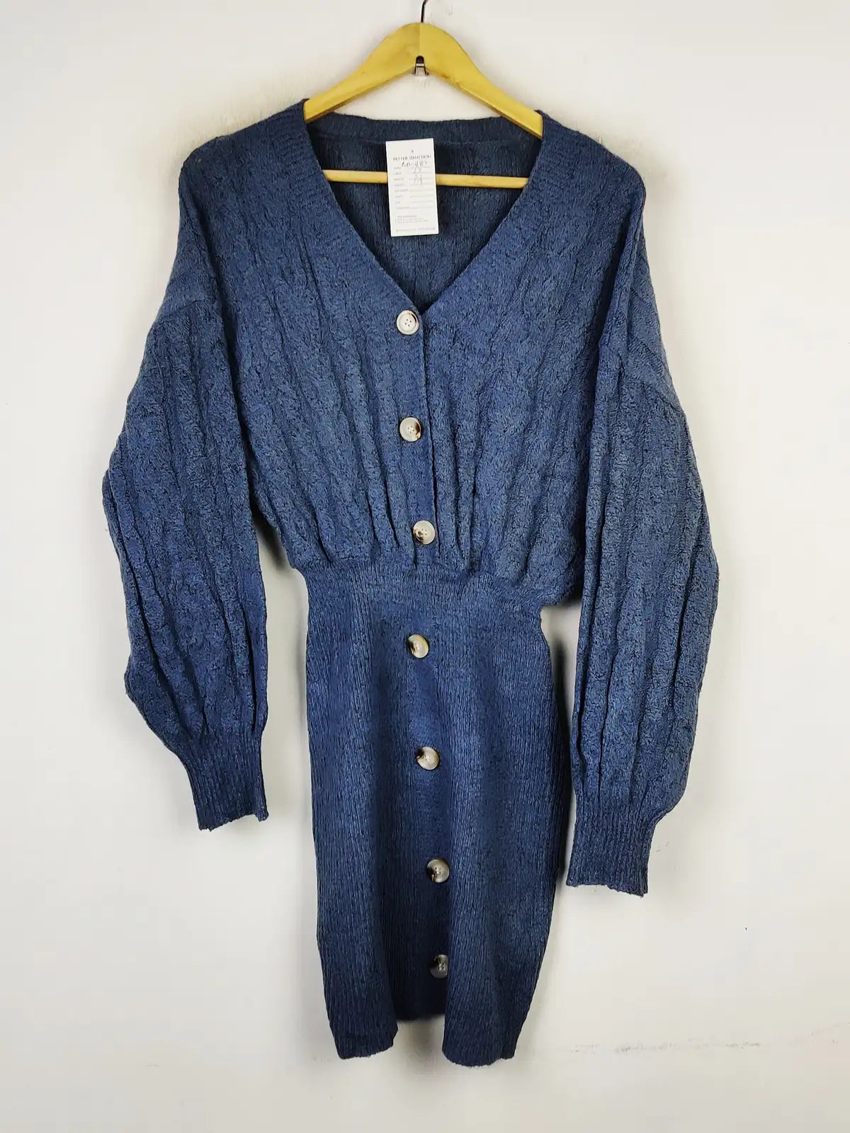 Buy online pre-used pre-loved 100% authentic & Original branded Shein (BD-887) available in Pakistan. Top international brands avilable.