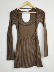 Buy online pre-used pre-loved 100% authentic & Original branded Prettylittlething (BD-88) available in Pakistan. Top international brands avilable.