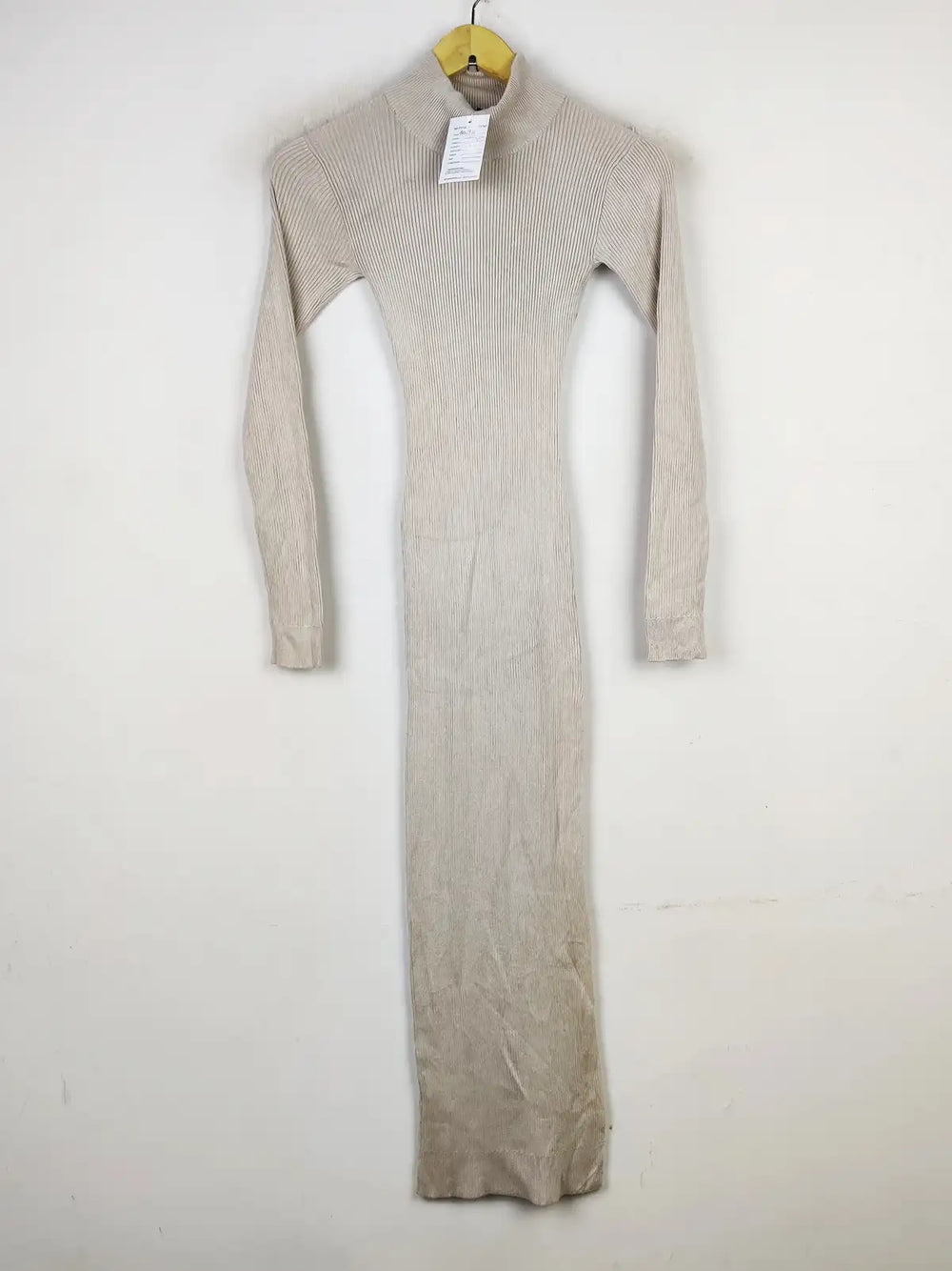 Buy online pre-used pre-loved 100% authentic & Original branded Prettylittlethings (BD-911) available in Pakistan. Top international brands avilable.