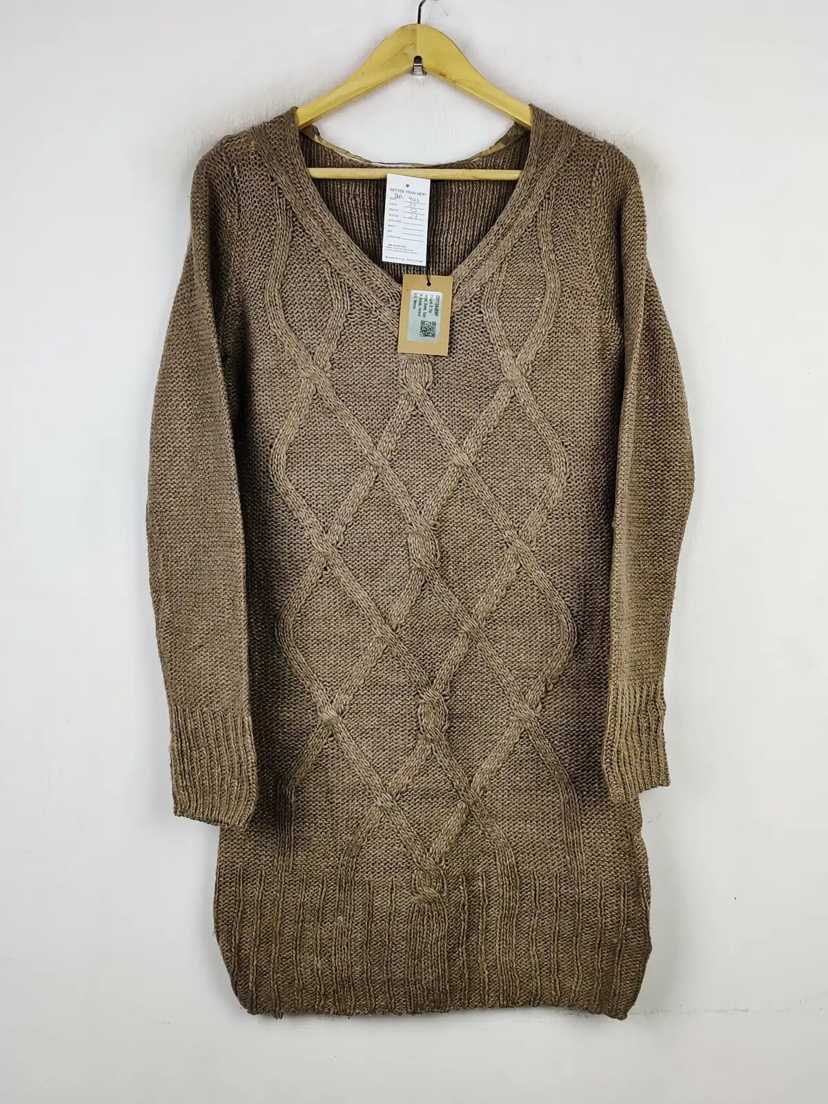 Buy online pre-used pre-loved 100% authentic & Original branded Colours Of The World (BD-946) available in Pakistan. Top international brands avilable.