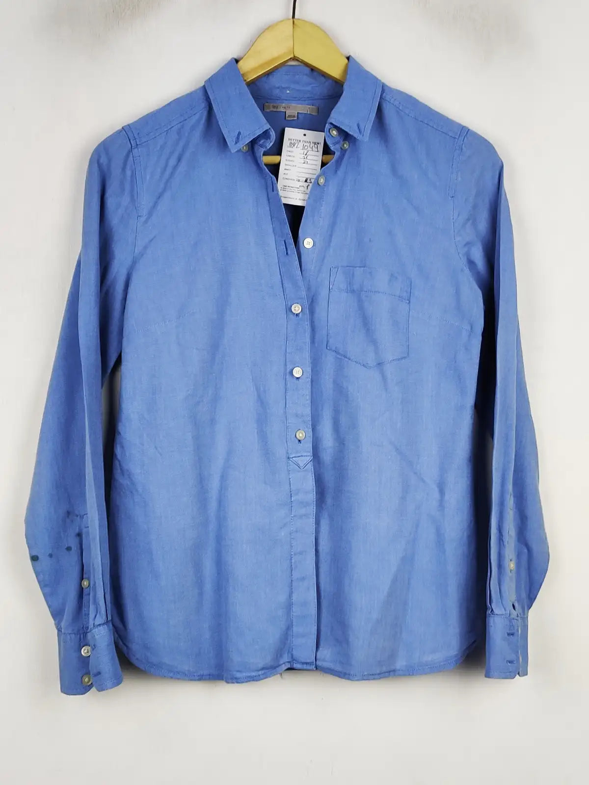 Buy online pre-used pre-loved 100% authentic & Original branded Gap (BDT-1049) available in Pakistan. Top international brands avilable.