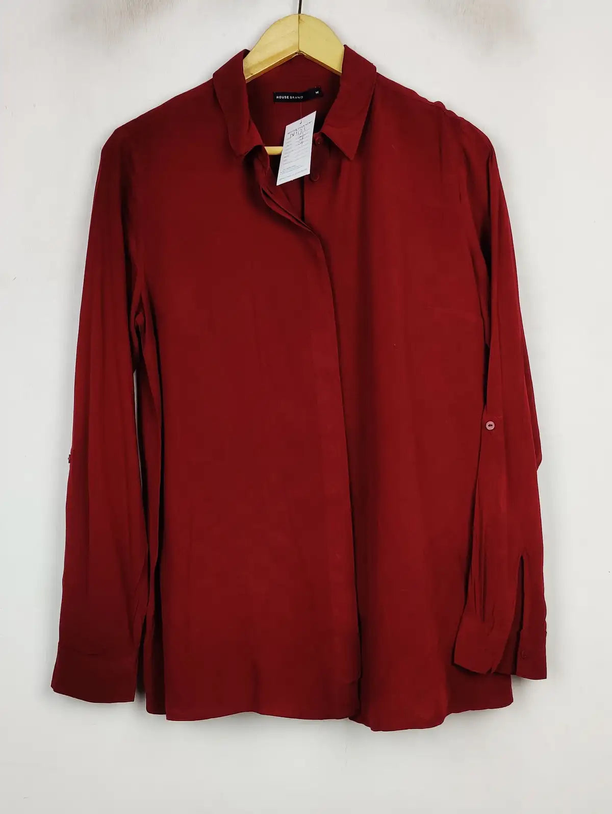 Buy online pre-used pre-loved 100% authentic & Original branded House Brand (BDT-1121) available in Pakistan. Top international brands avilable.