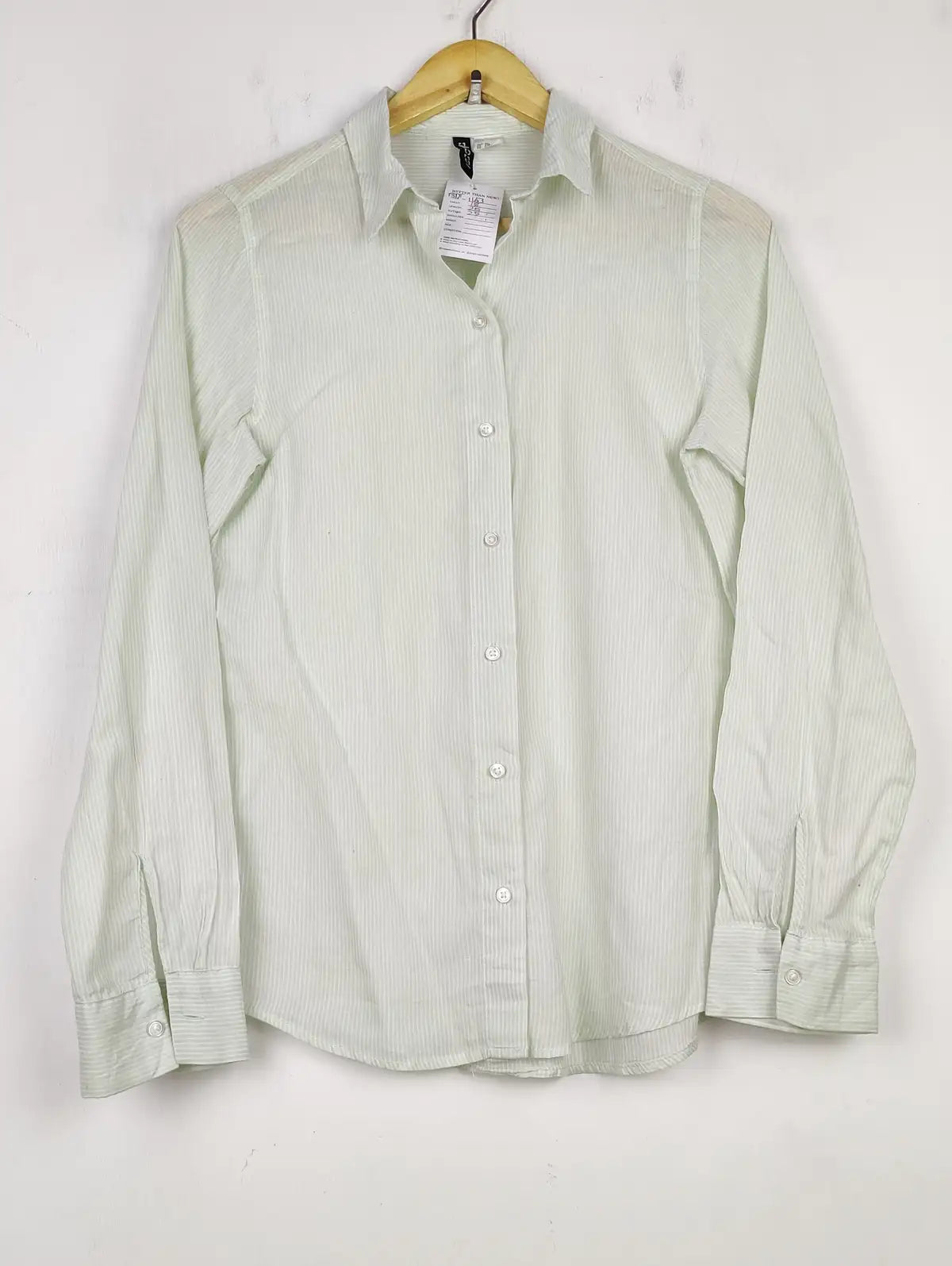 Buy online pre-used pre-loved 100% authentic & Original branded H&M (BDT-1163) available in Pakistan. Top international brands avilable.