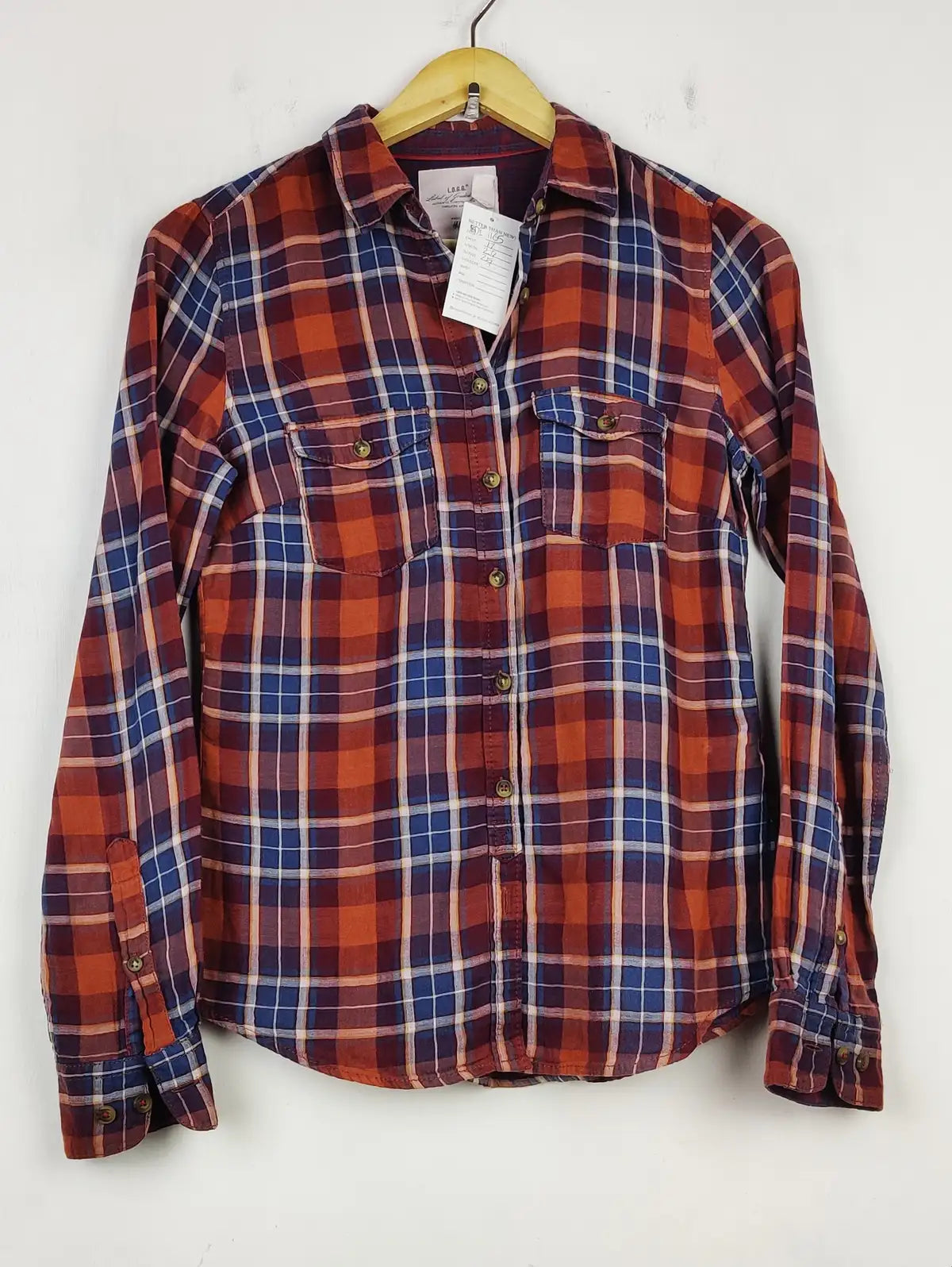 Buy online pre-used pre-loved 100% authentic & Original branded L.O.G.G (BDT-1165) available in Pakistan. Top international brands avilable.