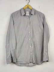 Buy online pre-used pre-loved 100% authentic & Original branded Gap (BDT-1172) available in Pakistan. Top international brands avilable.