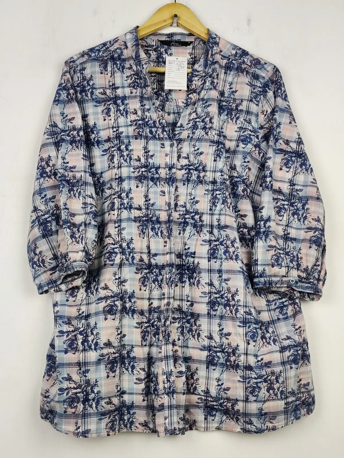 Buy online pre-used pre-loved 100% authentic & Original branded Bm Casual (BDT-1179) available in Pakistan. Top international brands avilable.