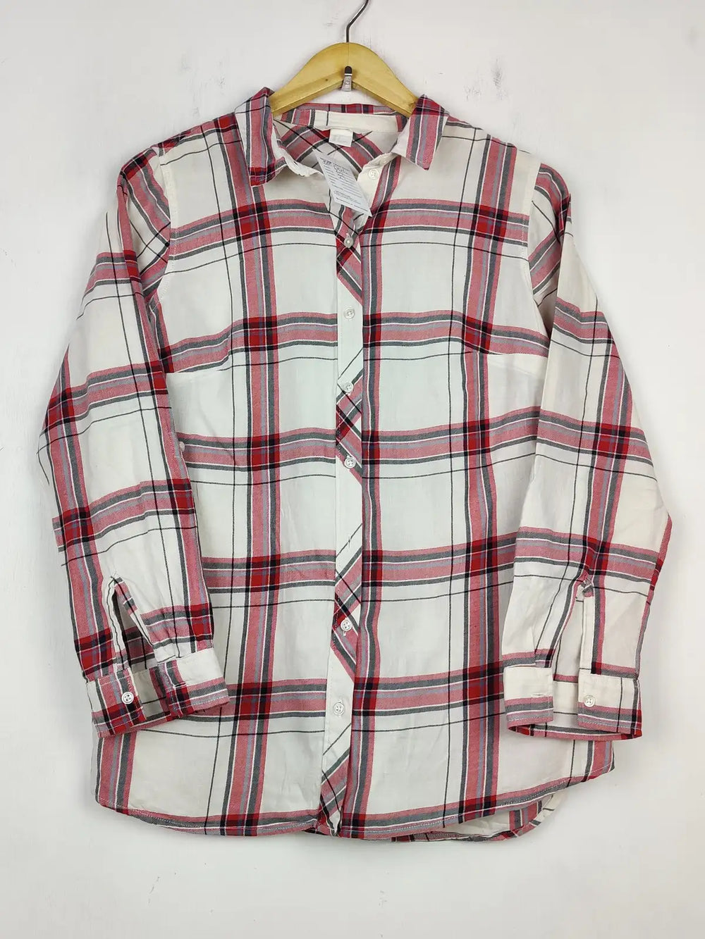 Buy online pre-used pre-loved 100% authentic & Original branded H&M (BDT-1207) available in Pakistan. Top international brands avilable.