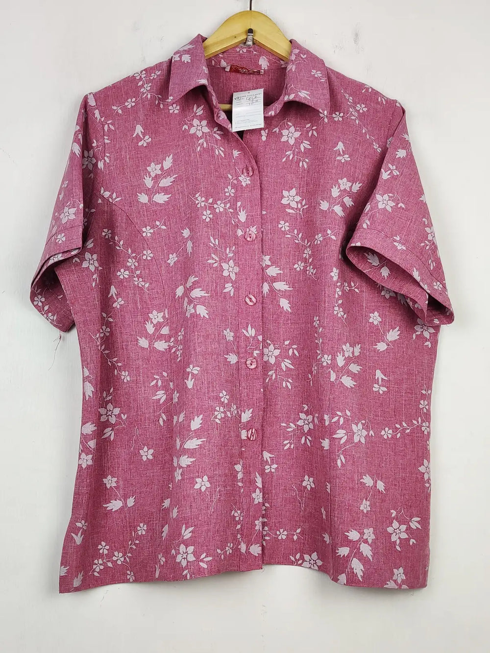 Buy online pre-used pre-loved 100% authentic & Original branded Unknown Brand (BDT-1212) available in Pakistan. Top international brands avilable.