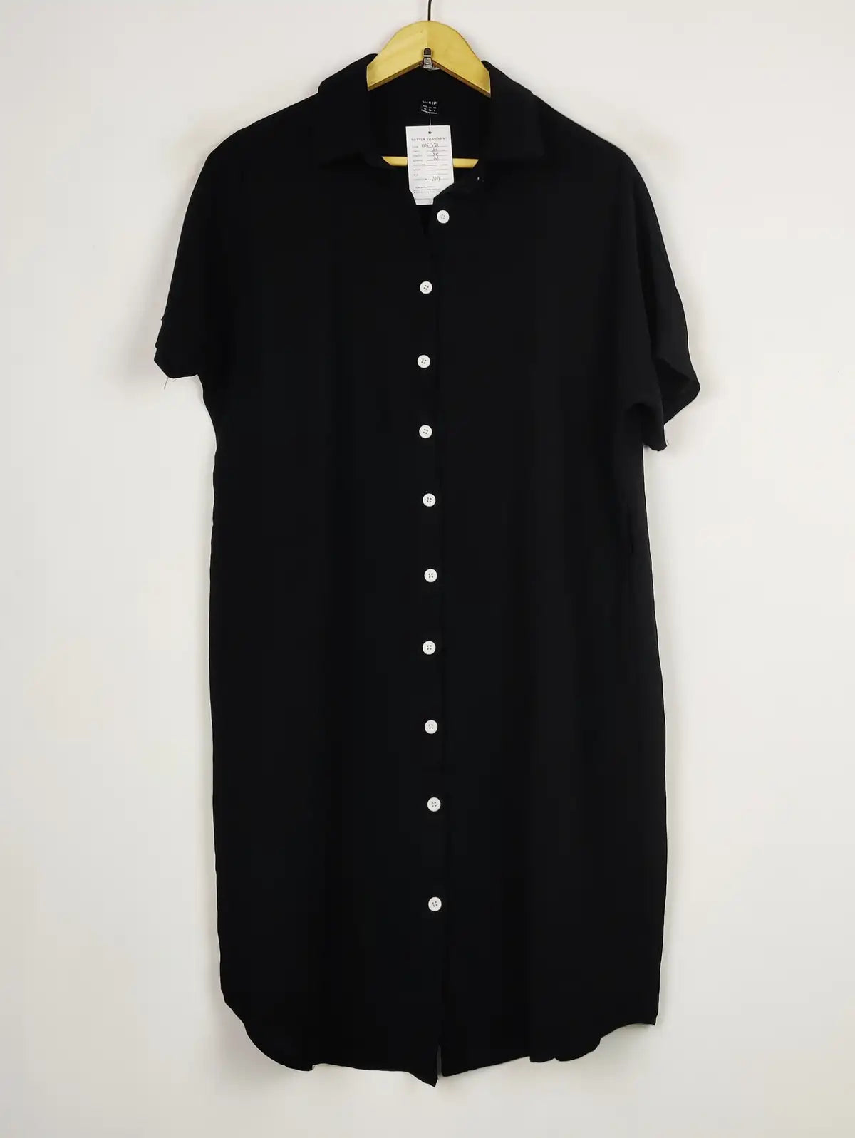 Buy online pre-used pre-loved 100% authentic & Original branded Shein (BDT-121) available in Pakistan. Top international brands avilable.