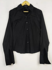 Buy online pre-used pre-loved 100% authentic & Original branded H&M (BDT-1230) available in Pakistan. Top international brands avilable.