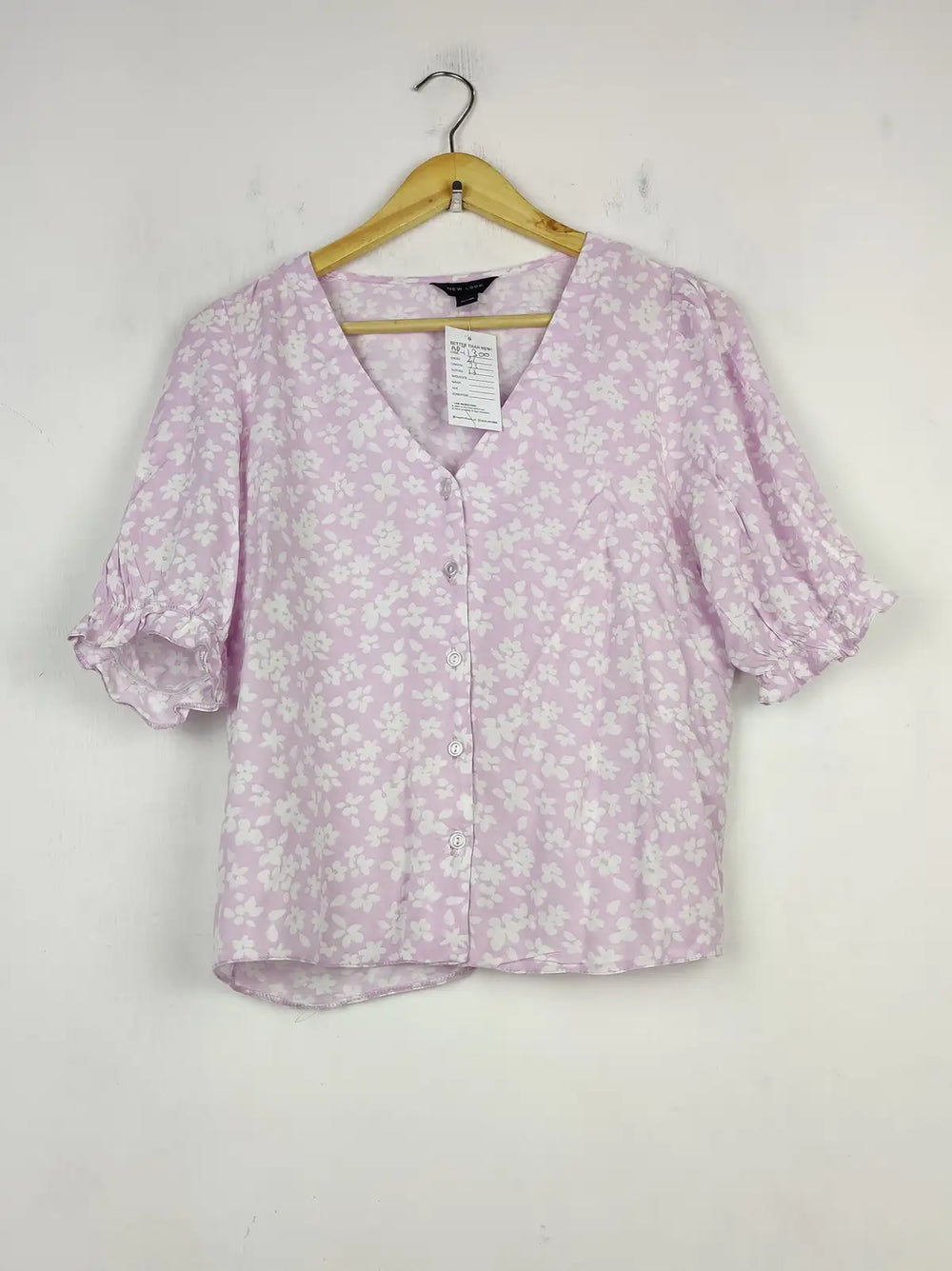 Buy online pre-used pre-loved 100% authentic & Original branded New Look (BDT-1300) available in Pakistan. Top international brands avilable.