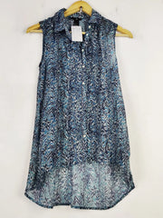 Buy online pre-used pre-loved 100% authentic & Original branded H&M (BDT-1395) available in Pakistan. Top international brands avilable.
