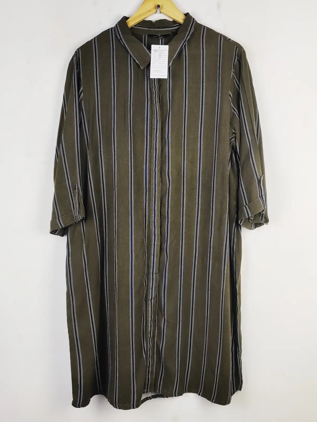 Buy online pre-used pre-loved 100% authentic & Original branded New Look (BDT-1413) available in Pakistan. Top international brands avilable.