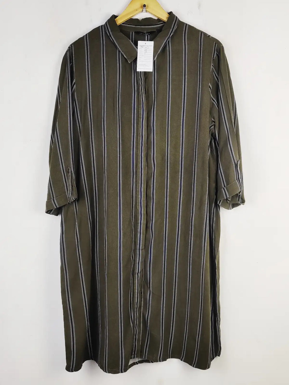 Buy online pre-used pre-loved 100% authentic & Original branded New Look (BDT-1413) available in Pakistan. Top international brands avilable.
