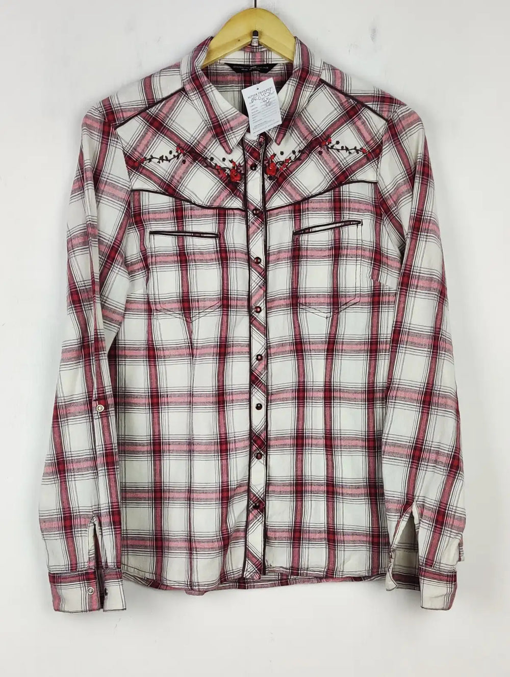 Buy online pre-used pre-loved 100% authentic & Original branded Dorothy Perkins (BDT-1452) available in Pakistan. Top international brands avilable.