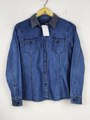 Buy online pre-used pre-loved 100% authentic & Original branded Aj (BDT-1459) available in Pakistan. Top international brands avilable.
