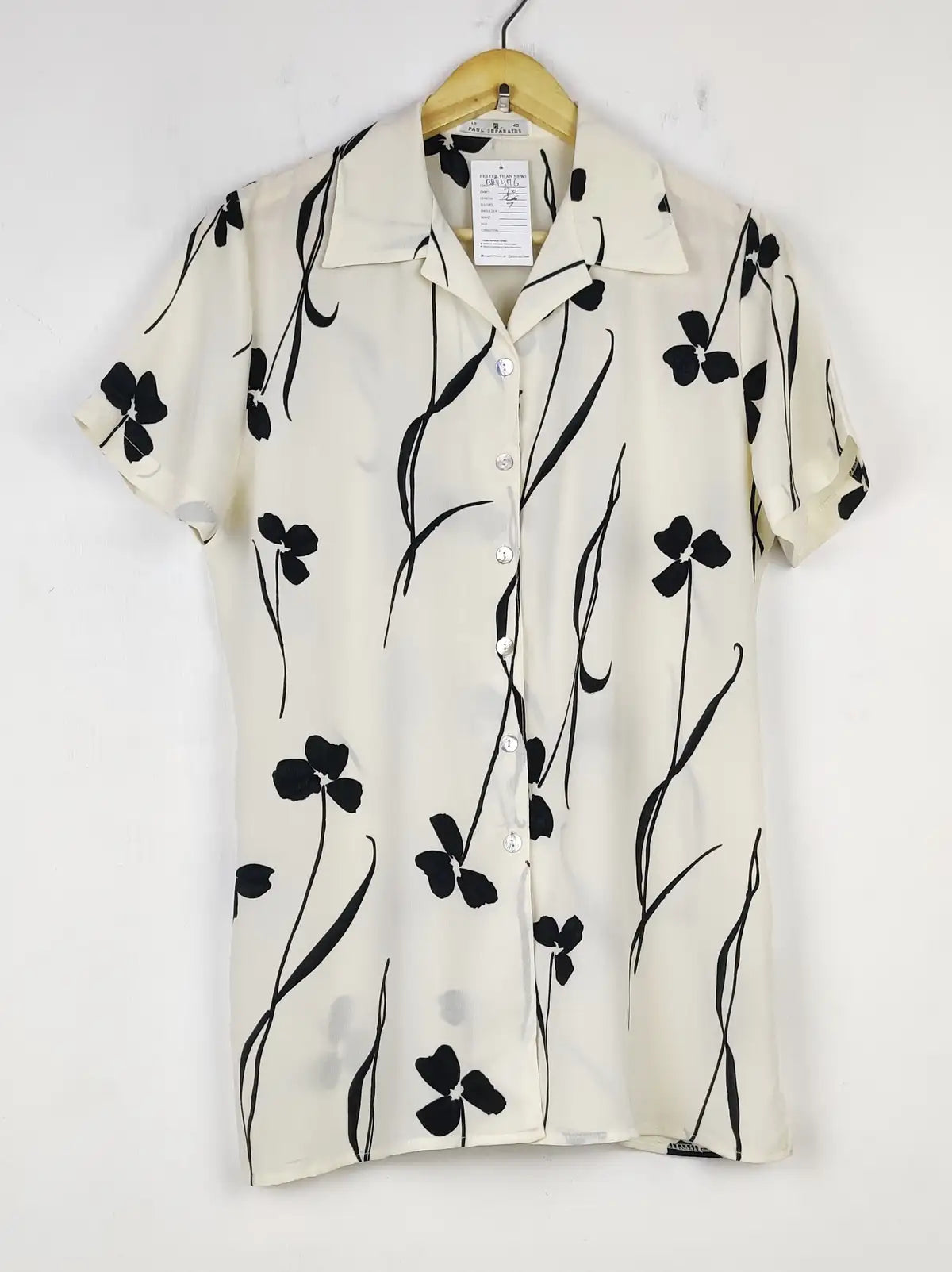 Buy online pre-used pre-loved 100% authentic & Original branded Paul Separates (BDT-1476) available in Pakistan. Top international brands avilable.
